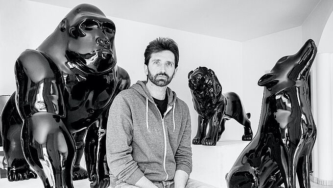 Cet artiste corse sensibilise sur l’extinction des espèces à travers des sculptures d’animaux