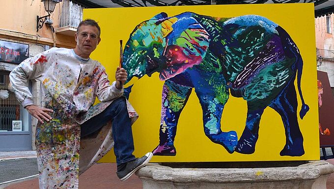 Il peint les animaux pour inciter à leur respect et dénoncer leur massacre